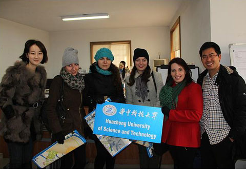 Studenci Politechniki Rzeszowskiej dotarli do chińskiego Uniwersytetu w Hauzhong