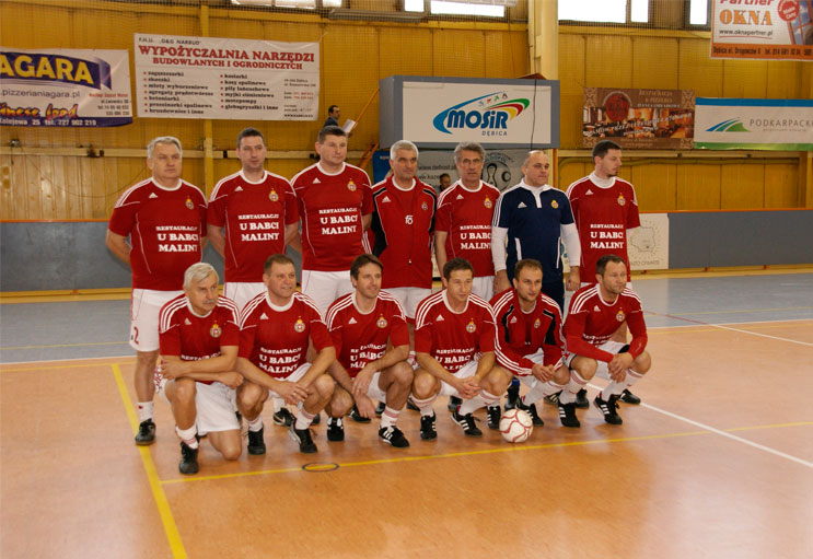 Urząd Marszałkowski najlepszy w Noworocznym Turniej Piłki Halowej